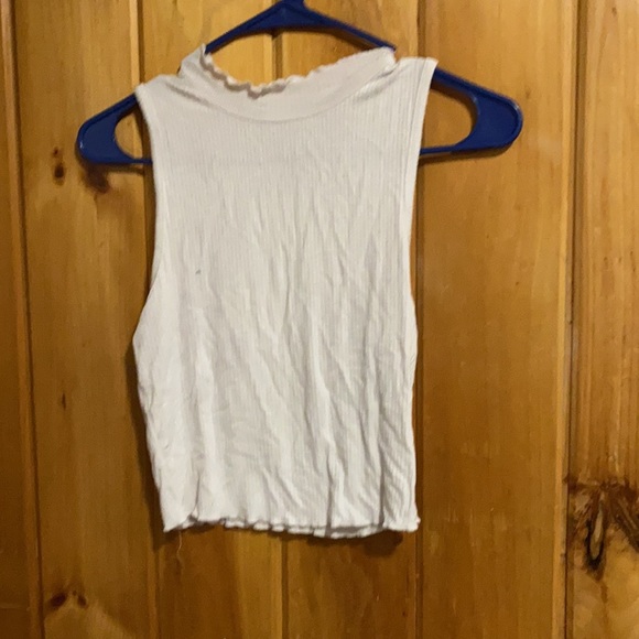 Crop top - Picture 3 of 3